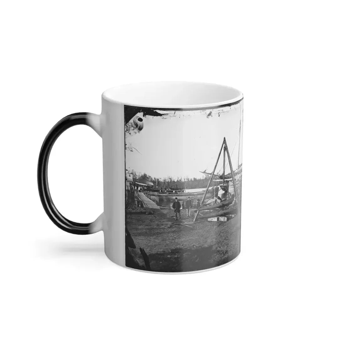 Broadway Landing, Va.  Tripod Artillery Swing by the Appomattox (U.S. Civil War) Color Changing Coffee Mug 11oz - Go Mug Yourself