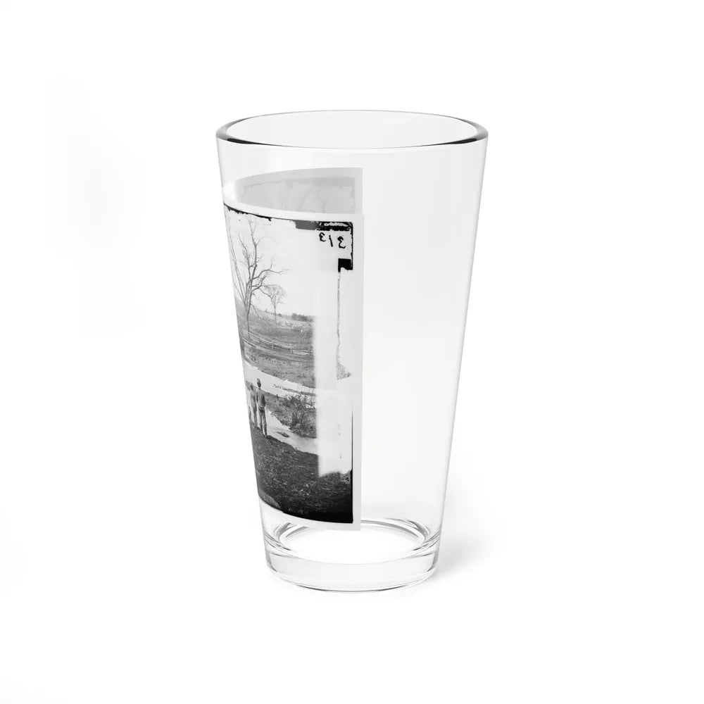 Bull Run, Va. Federal Cavalry At Sudley Ford (U.S. Civil War) Pint Glass 16oz-Go Mug Yourself