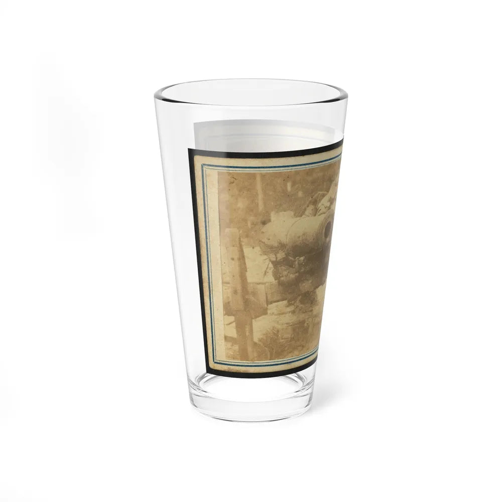 Cannon Mounted In The Camp Of Duryea's And Bainbridge's Batteries, 15th Arkansas Confederate Infantry, Port Hudson, Louisiana (U.S. Civil War) Pint Glass 16oz-Go Mug Yourself