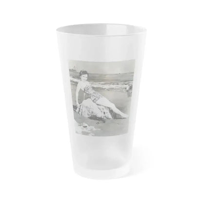 Carol Ohmart #09 (Vintage Female Icon) Frosted Pint Glass 16oz 16oz Frosted - Go Mug Yourself