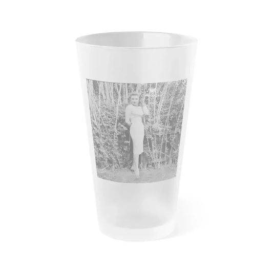 Carol Ohmart #36 (Vintage Female Icon) Frosted Pint Glass 16oz 16oz Frosted - Go Mug Yourself