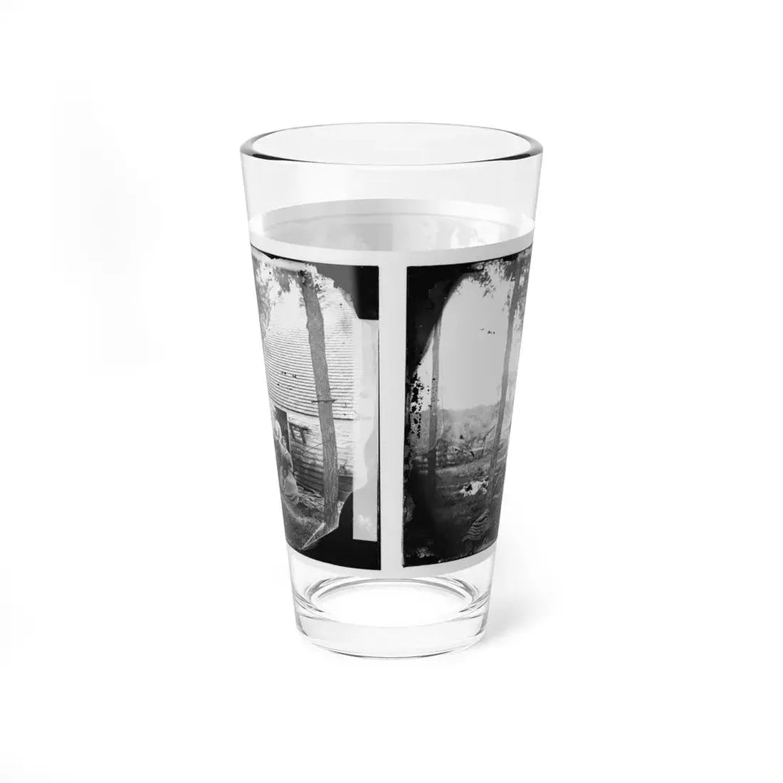 Cedar Mountain, Va. Family Group Before The House In Which Gen. Charles S. Winder (C.S.A.) Died (U.S. Civil War) Pint Glass 16oz - Go Mug Yourself
