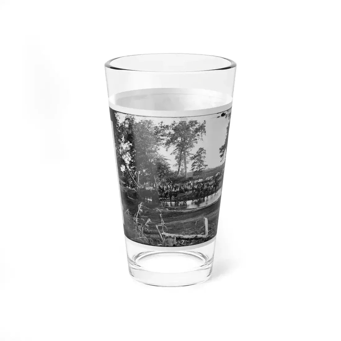 Cedar Mountain, Va. Federal Battery Fording A Tributary Of The Rappahannock On The Day Of Battle (U.S. Civil War) Pint Glass 16oz - Go Mug Yourself