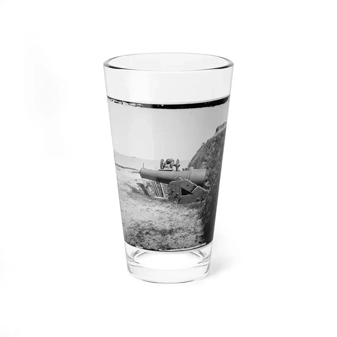 Charleston, S.C. Guns Of Fort Johnson; Fort Sumter In Distance (U.S. Civil War) Pint Glass 16oz 16oz - Go Mug Yourself