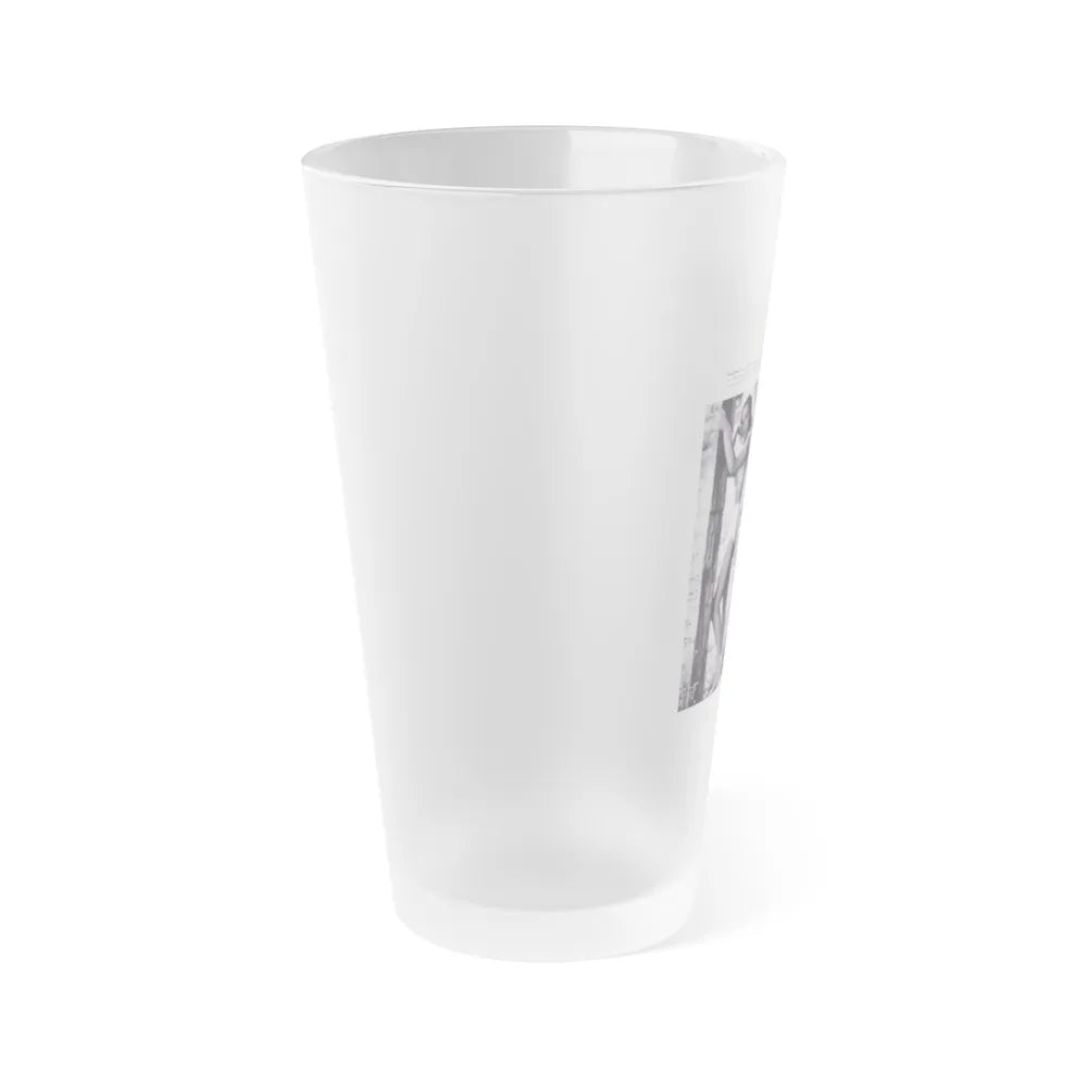 Dawn Richard #97 - Modern Man 1960 Yearbook Queens (Vintage Female Icon) Frosted Pint Glass 16oz-Go Mug Yourself