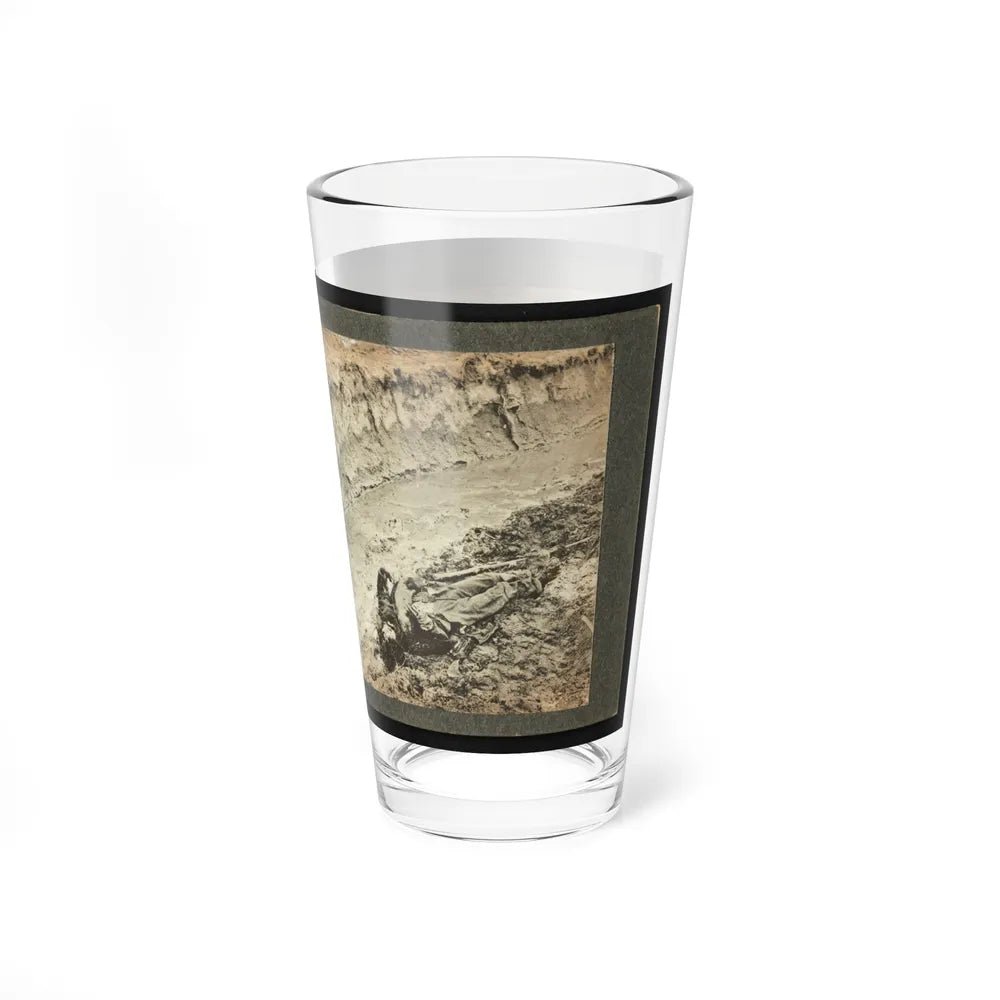 Dead Confederate Soldier In The Trenches Of Fort Mahone, Petersburg, Virginia (U.S. Civil War) Pint Glass 16oz-Go Mug Yourself