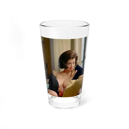 Delores Wells #15 (Vintage Female Icon) Pint Glass 16oz 16oz - Go Mug Yourself