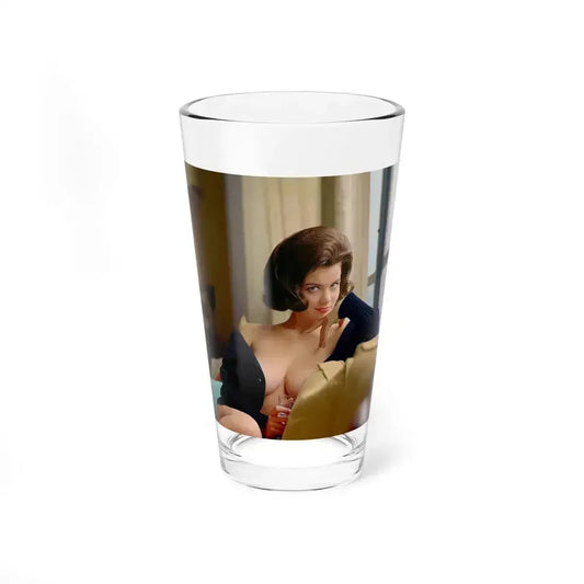 Delores Wells #15 (Vintage Female Icon) Pint Glass 16oz 16oz - Go Mug Yourself