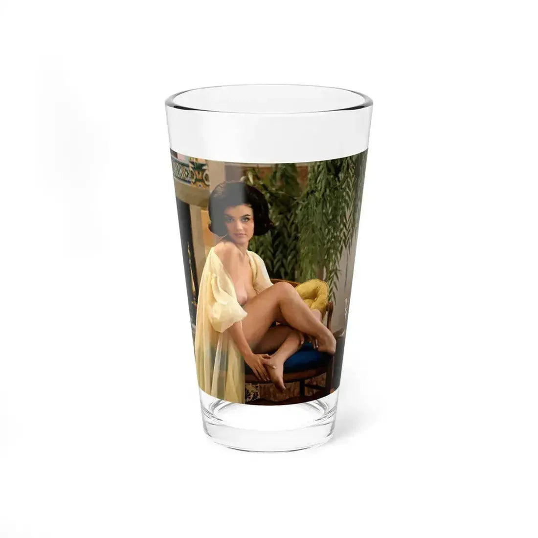 Delores Wells #24 (Vintage Female Icon) Pint Glass 16oz 16oz - Go Mug Yourself