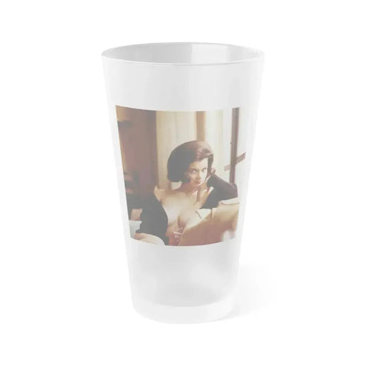 Delores Wells #32 (Vintage Female Icon) Frosted Pint Glass 16oz 16oz Frosted - Go Mug Yourself