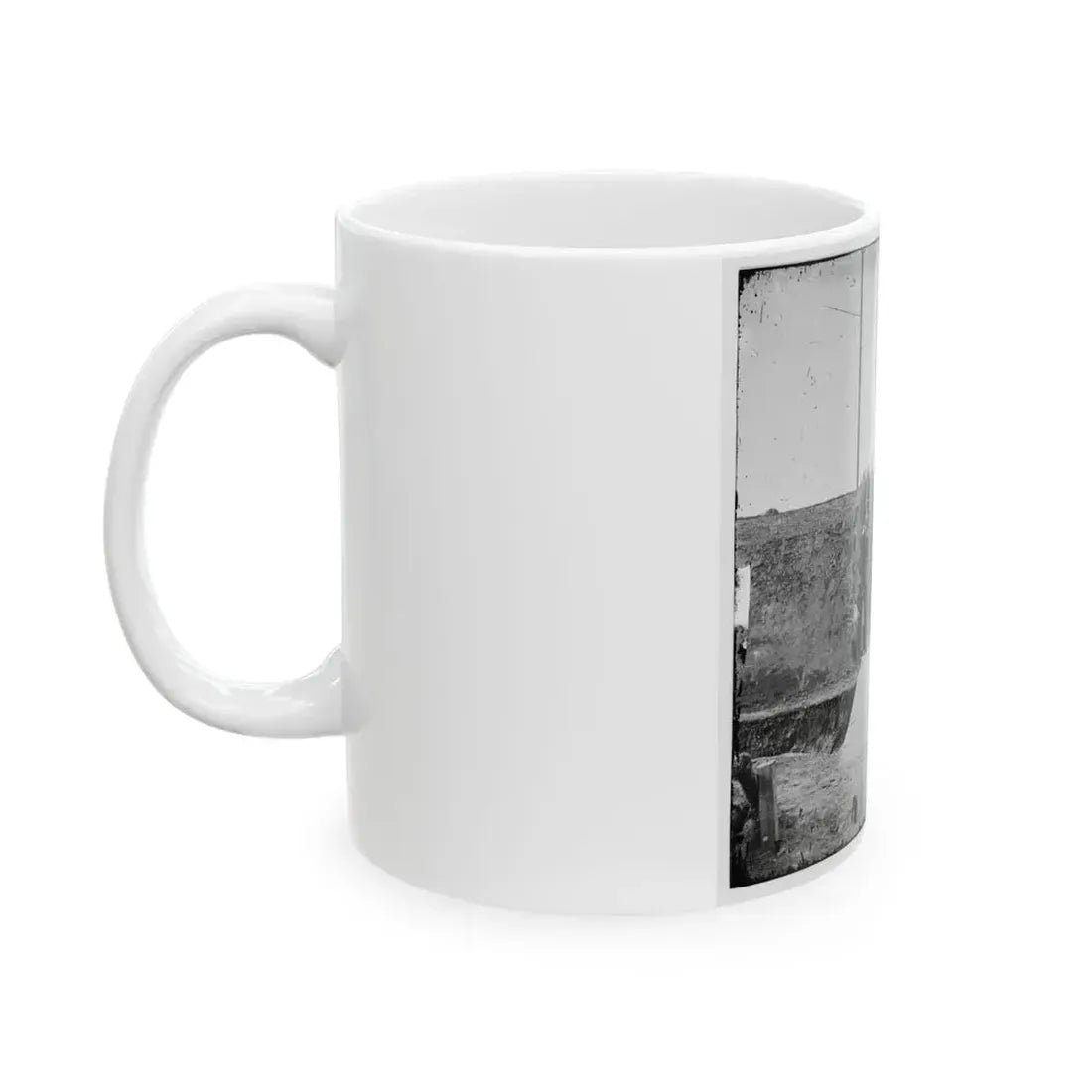 District Of Columbia. Soldiers At Gate Of Fort Slemmer (U.S. Civil War) White Coffee Mug - Go Mug Yourself