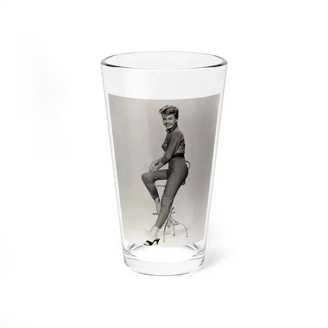 Doris Day #70 (Vintage Female Icon) Pint Glass 16oz 16oz - Go Mug Yourself