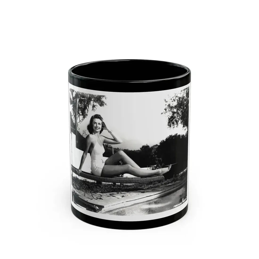 Dorothy Malone #245 - 8x10 B&W Full Body Early or Mid 50's 1-Piece Cheesecake Swimsuit Photo (Vintage Female Icon) Black Coffee Mug 11oz - Go Mug Yourself