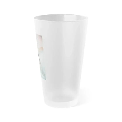 Elizabeth Montgomery #80 (Vintage Female Icon) Frosted Pint Glass 16oz - Go Mug Yourself