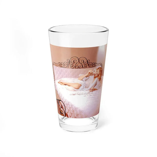 Eve Meyer #36 (Vintage Female Icon) Pint Glass 16oz 16oz - Go Mug Yourself