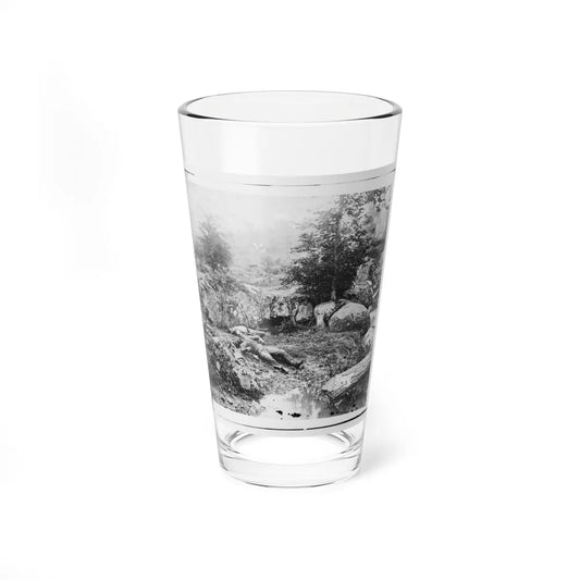 Gettysburg, Pa. Dead Confederate Soldiers In The Slaughter Pen At The Foot Of Little Round Top (U.S. Civil War) Pint Glass 16oz-16oz-Go Mug Yourself