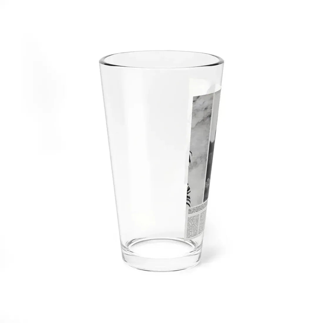 Gila Golan #169 - Tempo Italian Mag. 1967 - 1 Page 1 B&W Photo (Vintage Female Icon) Pint Glass 16oz - Go Mug Yourself