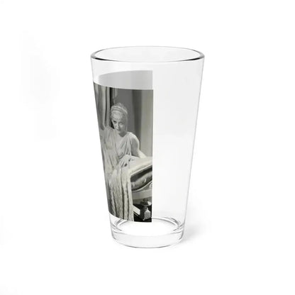 Gloria Stuart #09 (Vintage Female Icon) Pint Glass 16oz - Go Mug Yourself