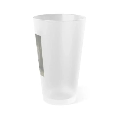 Gloria Stuart #10 (Vintage Female Icon) Frosted Pint Glass 16oz - Go Mug Yourself