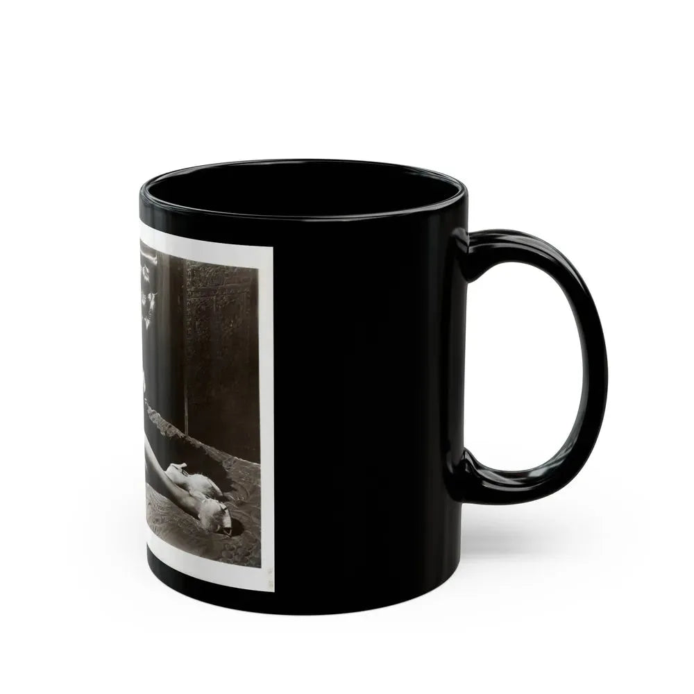 Jane Russell #241 - Vintage B&W 8x10 Full Body Glamour Dress Photo (Vintage Female Icon) Black Coffee Mug - Go Mug Yourself