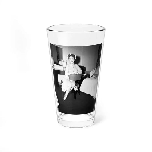 Joan Taylor #08 (Vintage Female Icon) Pint Glass 16oz 16oz - Go Mug Yourself