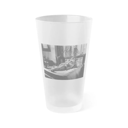 Leslie Parrish #223 (Vintage Female Icon) Frosted Pint Glass 16oz 16oz Frosted - Go Mug Yourself