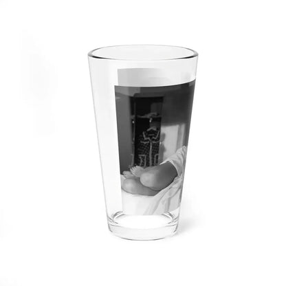 Lisa Gastoni #41 (Vintage Female Icon) Pint Glass 16oz - Go Mug Yourself