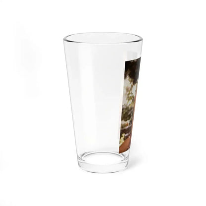 Lynda Carter #213 (Vintage Female Icon) Pint Glass 16oz - Go Mug Yourself