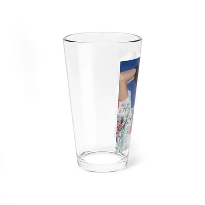 Lynda Carter #70 (Vintage Female Icon) Pint Glass 16oz - Go Mug Yourself