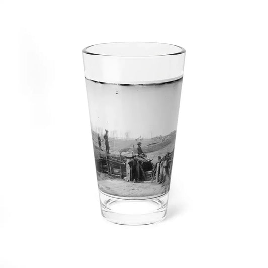Manassas, Va. Confederate Fortifications, With Federal Soldiers (U.S. Civil War) Pint Glass 16oz 16oz - Go Mug Yourself