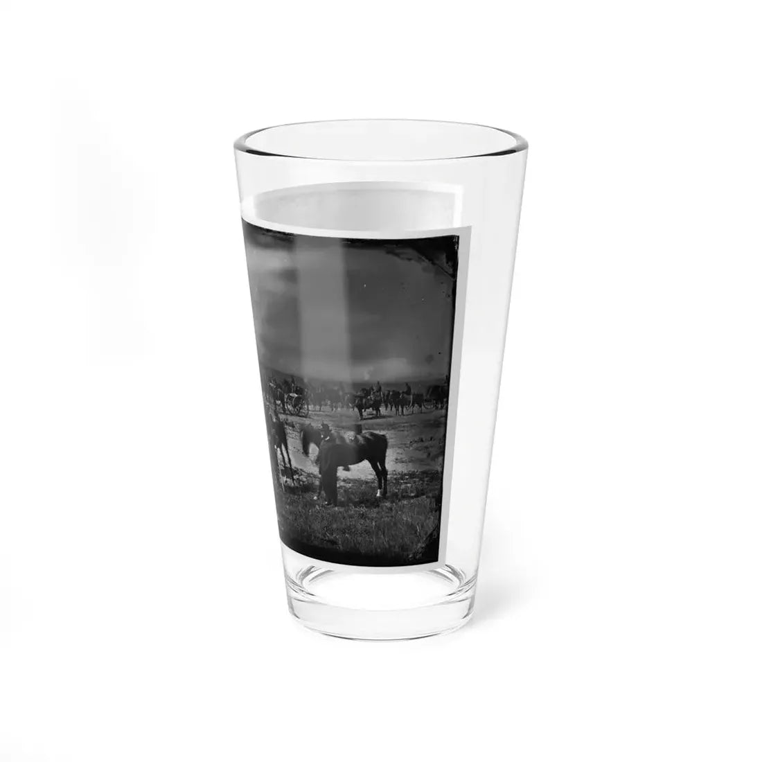 Morris Island, South Carolina. Unidentified Artillery Unit 001 (U.S. Civil War) Pint Glass 16oz - Go Mug Yourself