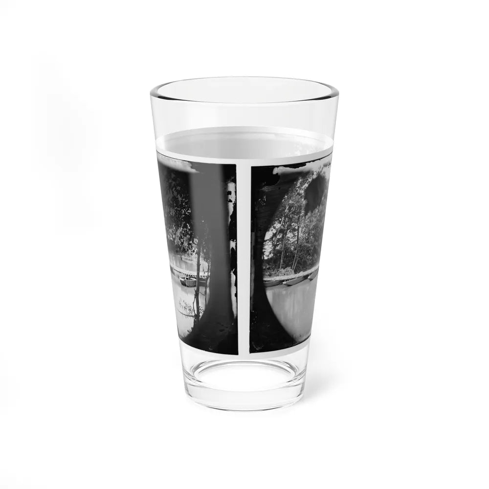 Mrs. Nelson's Crossing, Va. Pontoon Bridge Across The Pamunkey, Built By The 50th New York Engineers (U.S. Civil War) Pint Glass 16oz-Go Mug Yourself