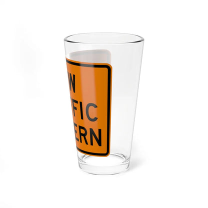 NEW TRAFFIC PATTERN MUTCD-DE TW23-2P-DE (Delaware) (Road Sign) Pint Glass 16oz - Go Mug Yourself