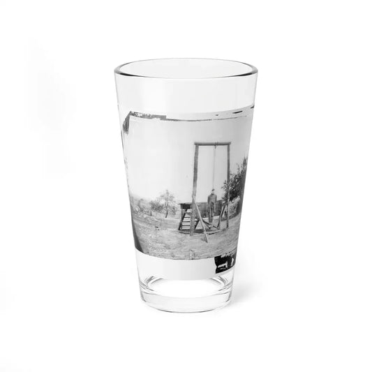 Petersburg, Va., Vicinity. The Execution Of William Johnson, Jordan's Farm (U.S. Civil War) Pint Glass 16oz 16oz - Go Mug Yourself