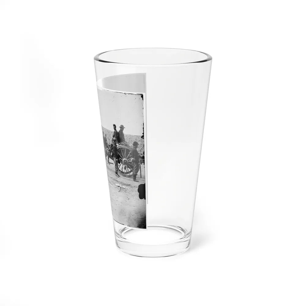 Petersburg, Va. Federal Soldiers Removing Artillery From Confederate Fortifications (U.S. Civil War) Pint Glass 16oz-Go Mug Yourself