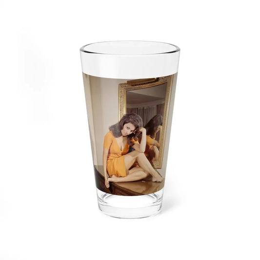 Raquel Welch #189 (Vintage Female Icon) Pint Glass 16oz 16oz - Go Mug Yourself