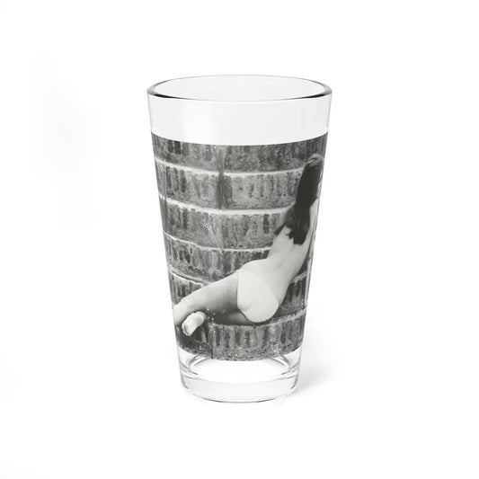 Raquel Welch #260 (Vintage Female Icon) Pint Glass 16oz 16oz - Go Mug Yourself