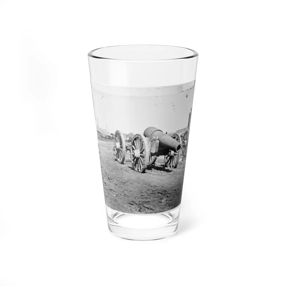 Richmond, Va. Captured Siege Guns At Rocketts 001 (U.S. Civil War) Pint Glass 16oz-16oz-Go Mug Yourself