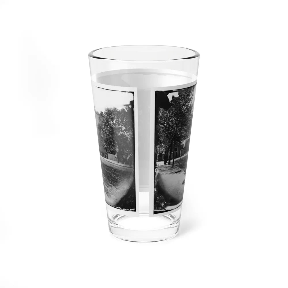 Richmond, Va. Residence Of Jefferson Davis (1201 East Clay Street) (U.S. Civil War) Pint Glass 16oz-Go Mug Yourself