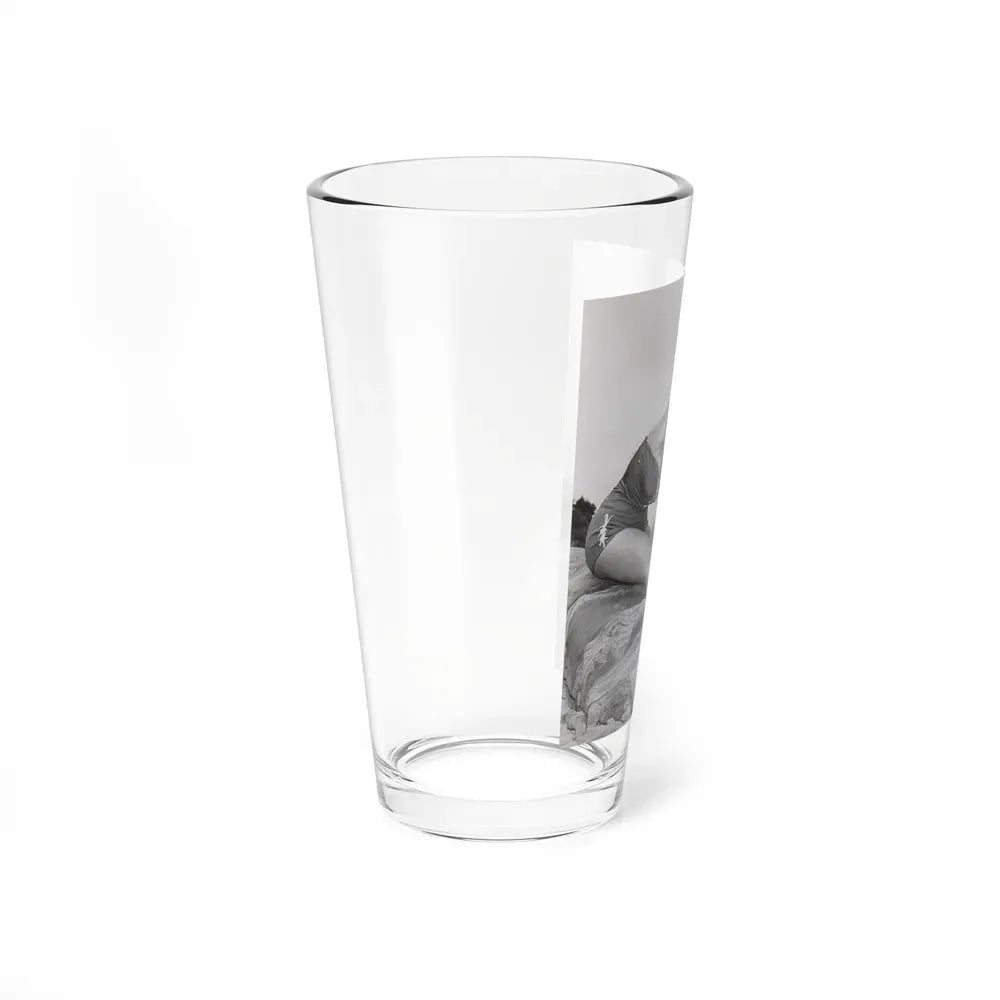 Rita Moreno #05 (Vintage Female Icon) Pint Glass 16oz - Go Mug Yourself