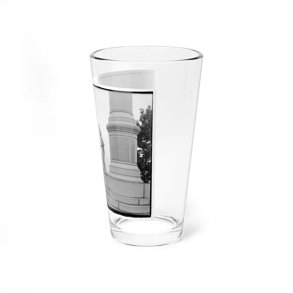 Statue Of Confederate Cannoneer On 3rd Maryland Infantry, U.S.A. & Latrobe's Battery, C.S.A. Monument, Chattanooga, Tennessee (U.S. Civil War) Pint Glass 16oz-Go Mug Yourself