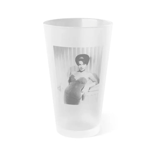 Susan Hart #22 (Vintage Female Icon) Frosted Pint Glass 16oz 16oz Frosted - Go Mug Yourself