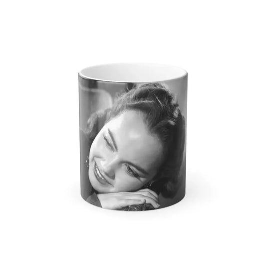 Terry Moore #552 (Vintage Female Icon) Color Changing Mug 11oz 11oz - Go Mug Yourself