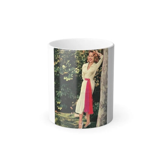 Terry Moore #616 (Vintage Female Icons) Color Changing Mug 11oz-Go Mug Yourself