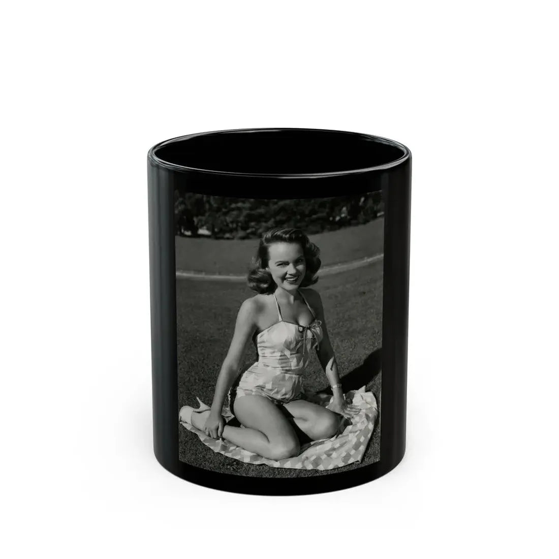 Terry Moore #630 (Vintage Female Icon) Black Coffee Mug 11oz - Go Mug Yourself