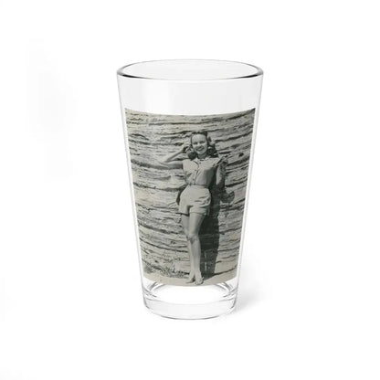 Terry Moore #668 (Vintage Female Icon) Pint Glass 16oz 16oz - Go Mug Yourself