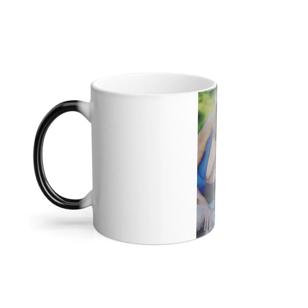 Terry Moore #689 (Vintage Female Icons) Color Changing Mug 11oz-Go Mug Yourself