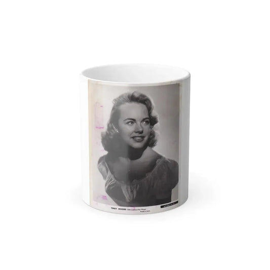 Terry Moore #692 (Vintage Female Icon) Color Changing Mug 11oz 11oz - Go Mug Yourself