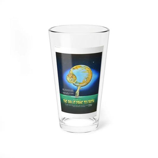 THE DAY IT CAME TO EARTH 1977 Movie Poster - Pint Glass 16oz-16oz-Go Mug Yourself