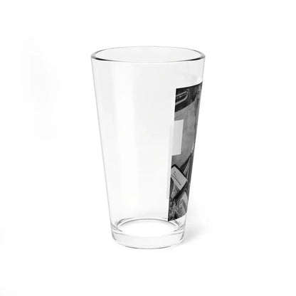 The Golden Mold, Collier's, September 21, 1946 (Magazine Illustration) Pint Glass 16oz - Go Mug Yourself